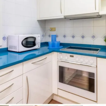 Spacious In Roses, 60 M², Shared Pool * روساس