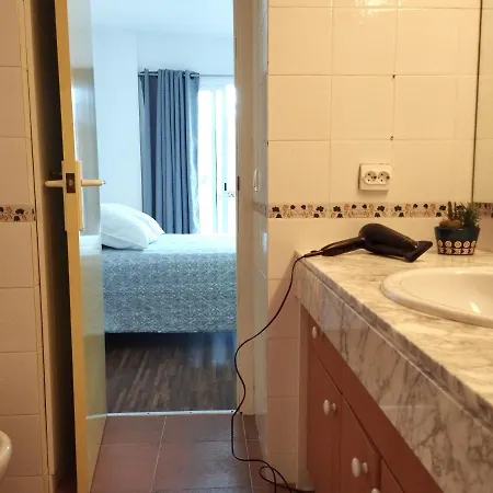 Spacious In Roses, 60 M², Shared Pool شقة روساس