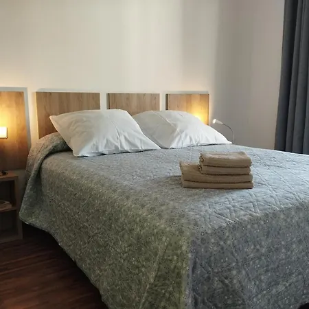 Spacious In Roses, 60 M², Shared Pool Apartament