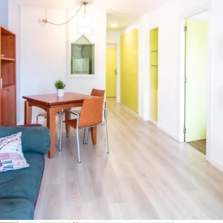 Spacious In Roses, 60 M², Shared Pool *